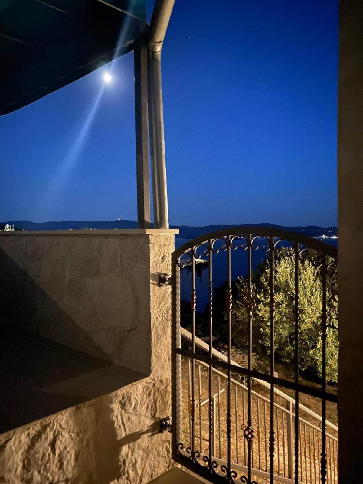 Apartmani Kremena Small Beach 200M Klek Exterior foto